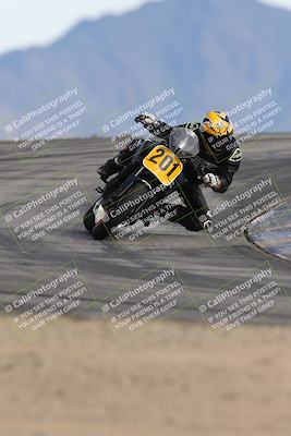 media/Nov-16-2025-Race Pace (Sun) [[8c5fa54630]]/Verified Riders/8-Turn 12 (120pm)/